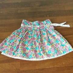 オシュコシュ　130 スカート　花　ガールズのサムネイル