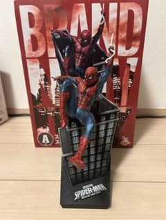 Happyくじ スパイダーマン スイングスタチュー A賞 フィギュアのサムネイル
