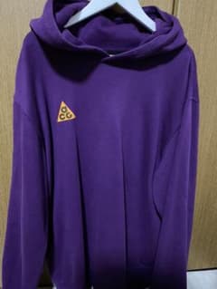 nikeacgパーカーのサムネイル