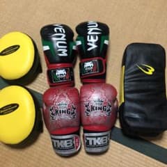 TOP KING 10OZ VENUM 16OZ ミットセットのサムネイル