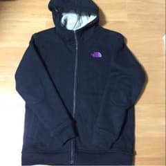 ノースフェイス  パーカーのサムネイル