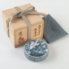 茶道具　京焼　高橋道八造　染付　山水文　香合　紫野　小田雪窓極め箱　V　9733 茶道具 京焼 高橋道八造 染付 山水文 香合 紫野 小田雪窓極め箱 V 9733