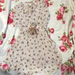 新品！タグ付き！dazzlin♡花柄ワンピース【Mサイズ】のサムネイル