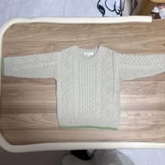 BEAMS mini ケーブルニットセーター 90サイズ クリーム色のサムネイル