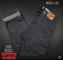 新品 Levi