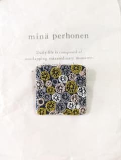 mina perhonen ミナペルホネン サンキューベリーバッジ スカイフル