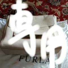 FURLA フルラ　ショルダーバックのサムネイル