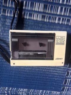 UNISEF MODEL Z-1 ステレオカセットプレーヤー 本体 UNISEF MODEL Z-1 ステレオカセットプレーヤー 本体 - メルカリ