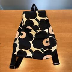 最終値下げ価格】マリメッコ unikko ウニッコ柄 リュック - メルカリ