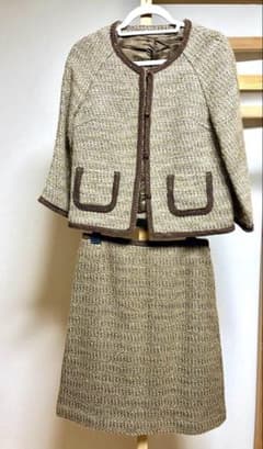 【美品】 エルプラネット ツイード セットアップ ジャケット スカートのサムネイル