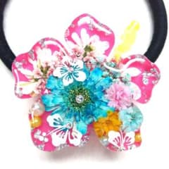 ヘアゴム レジン ハイビスカス型 夏大人可愛いマトリカリアと