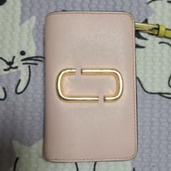 ...♪*゜MARC JACOBS 二つ折り財布...♪*゜のサムネイル