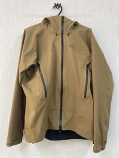MILLET マウンテンパーカー ベージュ（日本Mサイズ）Used item MILLET マウンテンパーカー ベージュ（日本Mサイズ）Used item - メルカリ