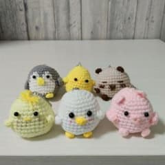 ハンドメイド あみぐるみ キーホルダー 6個セットのサムネイル