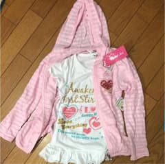 パーカーTシャツセットのサムネイル