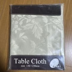 【新品】テーブルクロス 130×230㎝ 未使用　撥水加工のサムネイル