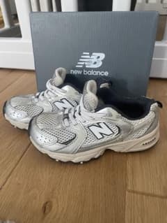New Balance 530 シルバー スニーカー 17cm - メルカリ