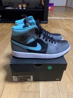海外限定 NIKE AIR JORDAN 1 MID Gray Aquaのサムネイル
