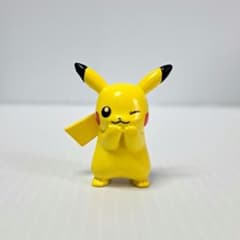 ポケモン ピカチュウ ミニフィギュア① - メルカリ