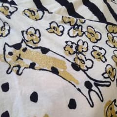 フランシュリッペ ねこちゃんTシャツのサムネイル