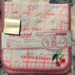新品未使用♦️ローラアシュレイ♦️ポシェチーフタオルハンカチのサムネイル