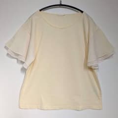 フレア袖　黄トップスのサムネイル