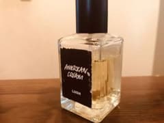 LUSH アメリカンクリーム　american cream 香水　パフュームのサムネイル