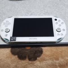 PlayStationVITA PCH-2000 WIFIモデルのサムネイル