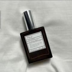 AUX PARADIS オードパルファム　フルール　30ml 新品のサムネイル