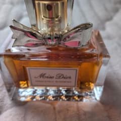 Miss Dior Absolutes Blooming 50mlのサムネイル