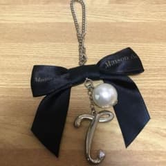 Maison de イニシャルチャーム　Tのサムネイル
