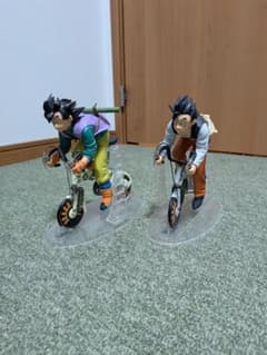 ドラゴンボール 悟空 悟飯 バイクフィギュアセットのサムネイル