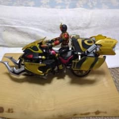 仮面ライダークウガ　ライジングマイティ ビートチェイサー ライジングゴウラム 仮面ライダークウガ ライジングマイティ ビートチェイサー ライジング