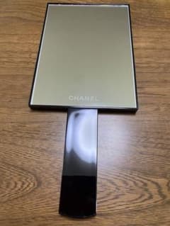 CHANEL ノベルティ　ミラーのサムネイル
