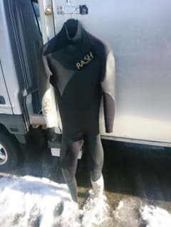 RUSHウェットスーツ セミドライのサムネイル