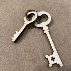 HERMES 正規品　キーリング　鍵モチーフ　美品のサムネイル