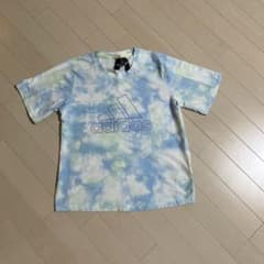 adidas Tシャツのサムネイル