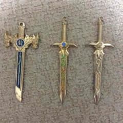 値下げ！！3本の剣 飾りのサムネイル