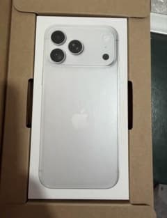 Apple iPhone 本体 18 pro max 512GBのサムネイル