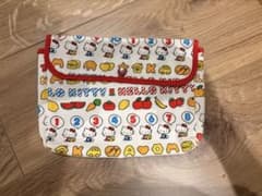 希少　ハローキティ　レトロ　ポーチのサムネイル
