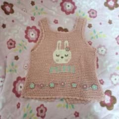 ウサギ刺繍ベスト 130cmのサムネイル