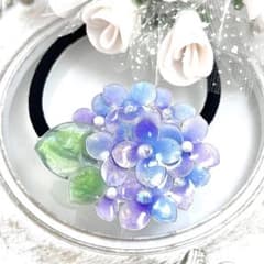 ＃520 アクアブルー＆ミント✴紫陽花✴レジンヘアゴムキーホルダーブローチ 紫陽花のヘアゴムA - メルカリ