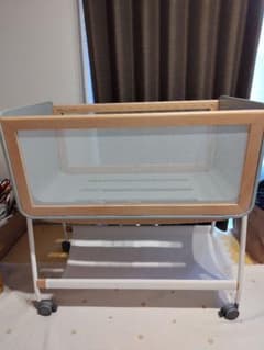 【はる様専用】リリワゴン2　ベビーベッドのサムネイル