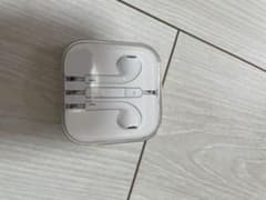iPhone 純正イヤホンのサムネイル