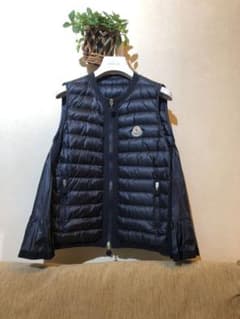 MONCLER モンクレール ダウンベスト sacaiのサムネイル