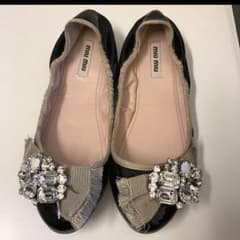 miumiuビジューシューズのサムネイル