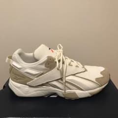 reebok INTVL 96  (リーボックインターバル96)未使用品のサムネイル