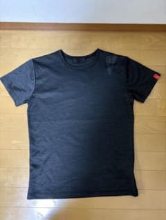 クシタニ　Tシャツのサムネイル