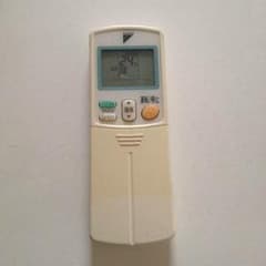 ダイキンエアコン 純正リモコンのサムネイル