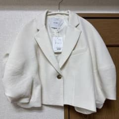 CLANE ホワイト バルーンスリーブ テーラードジャケット - メルカリ